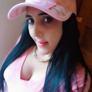 Meet your Posher, Lia